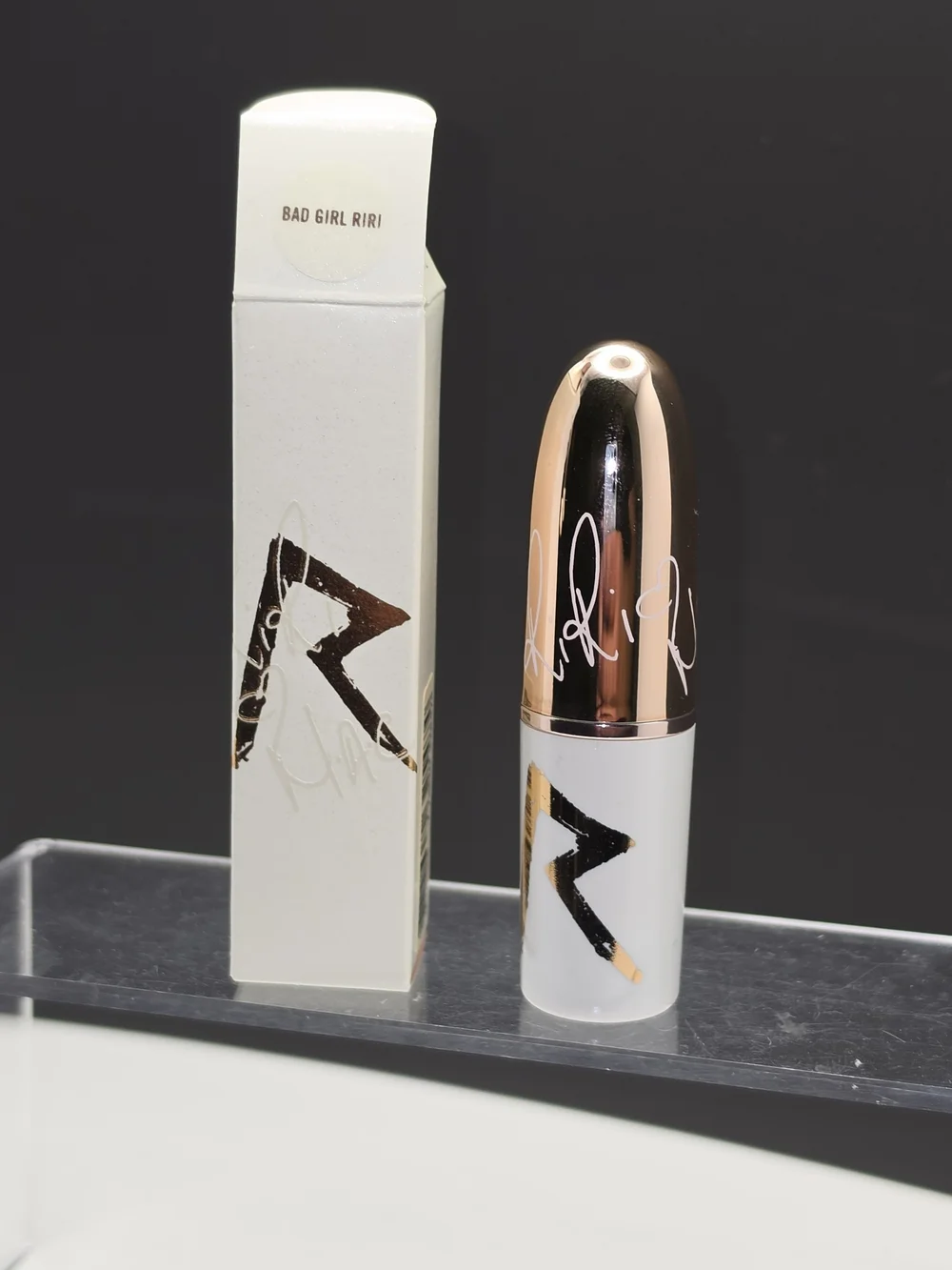 LIMITED EDITION MAC × RIRI COLLECTION LIPSTICK- 